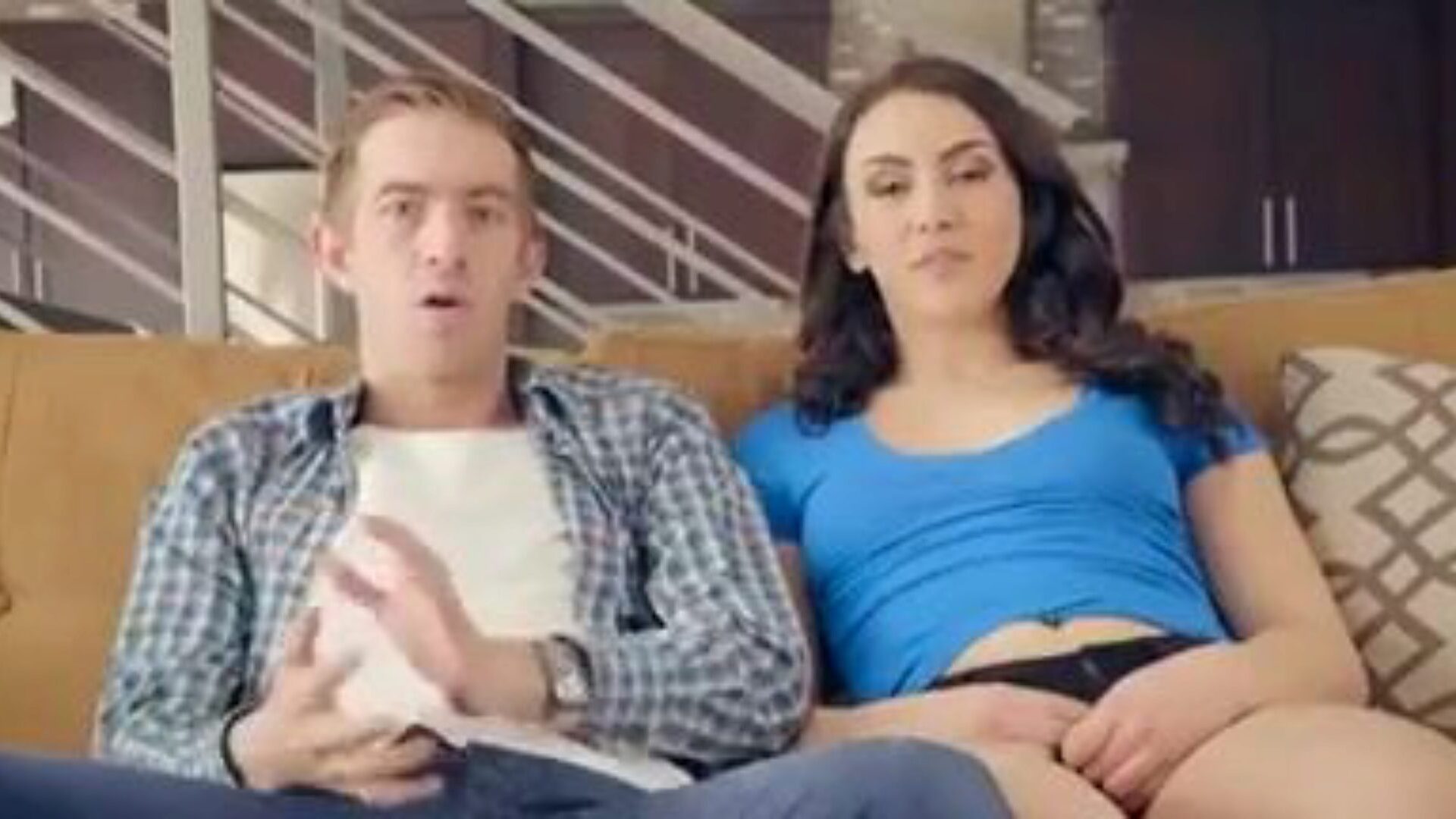 bblib - bigbuttslikeitbig - הולי הנדריקס עם מנדי מוזה -