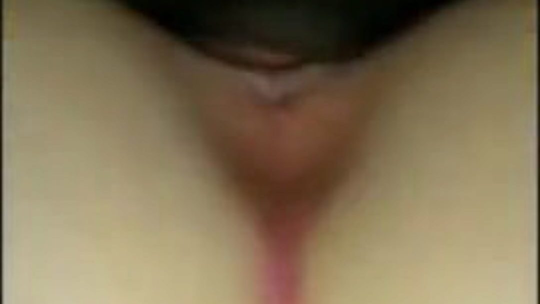 Ebony man copulates and creampies her Ebony stud fucks and creampies a hot milky girl