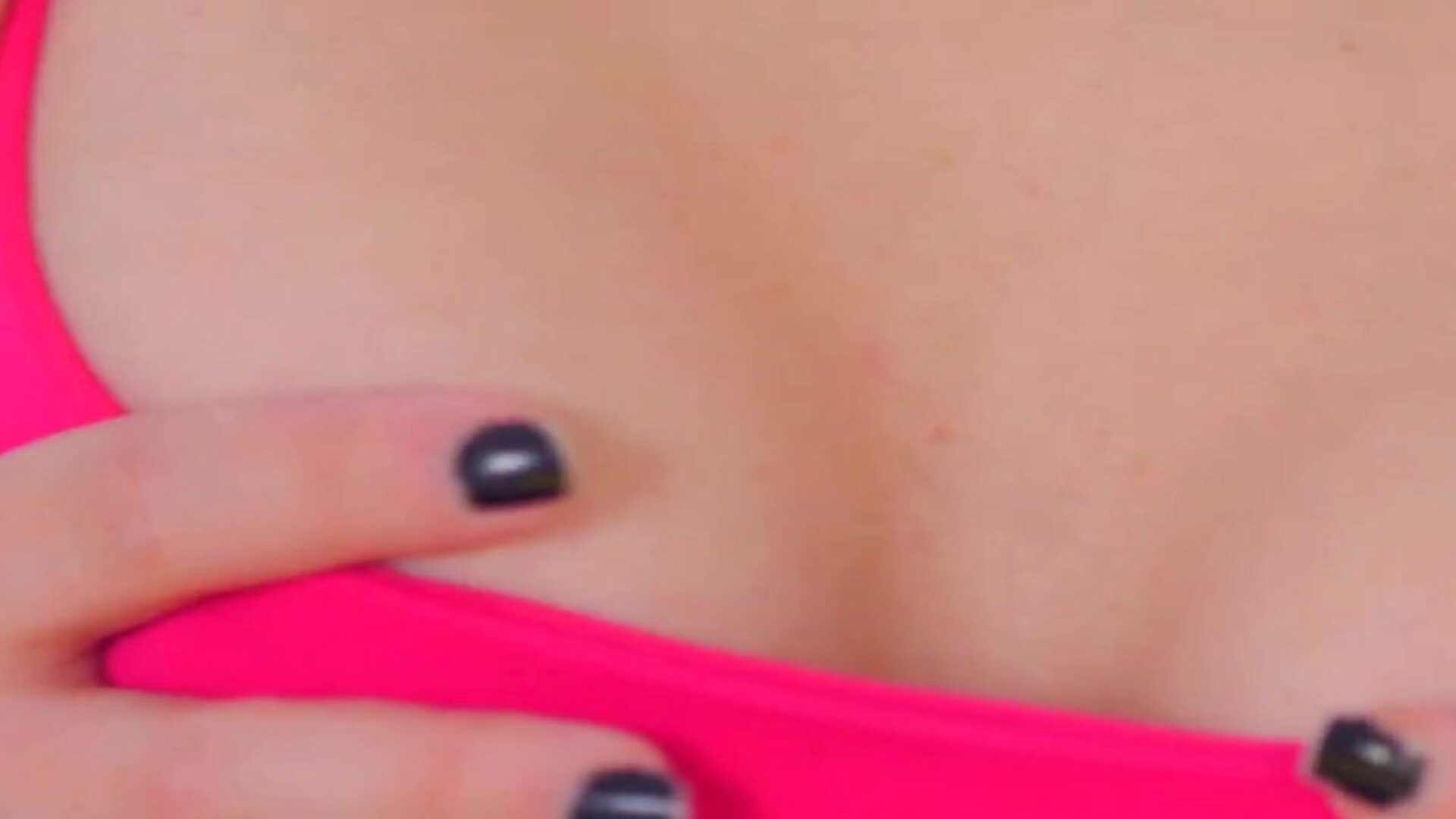 johnnygoodluck bébé dans des filets de pêche abbie maley chevauche une grosse bite