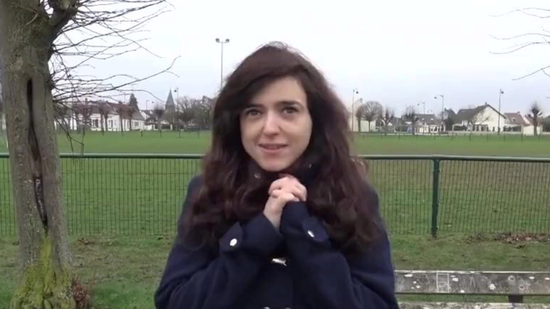 elena 21ans n hesite pas